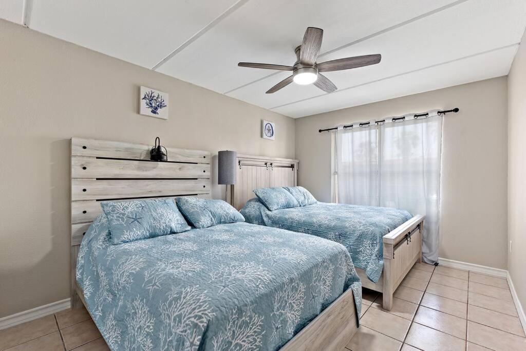 2 Bed 1 Bath Condo By Beach & Entertainment South Padre Island Buitenkant foto